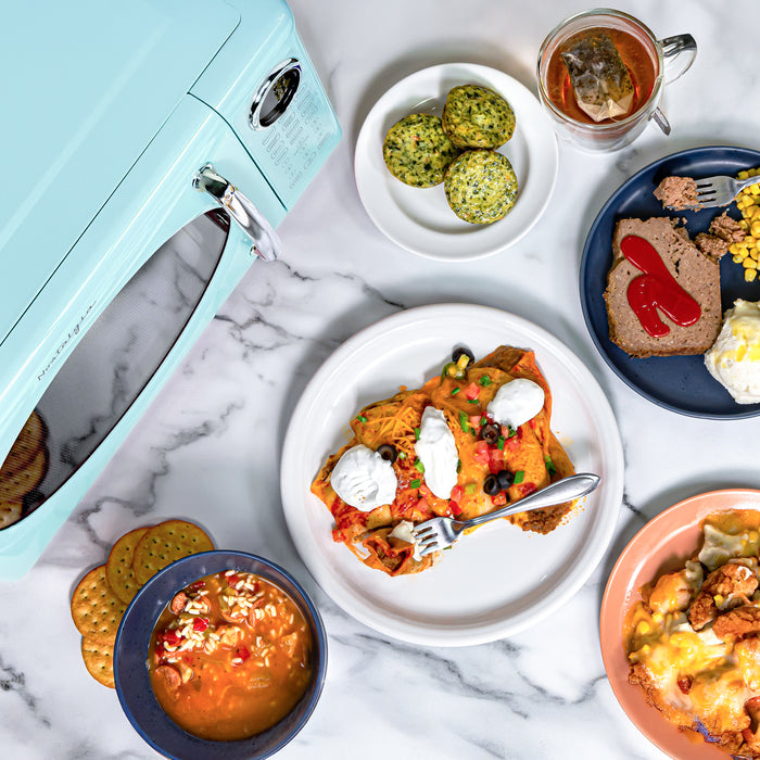 Retro Microwave Oven - 0.7 Cu Ft & 700-Watt Countertop Microwave with Glass Turntable, Child Safety Lock, 8 Auto-Cook Programs & Digital Clock