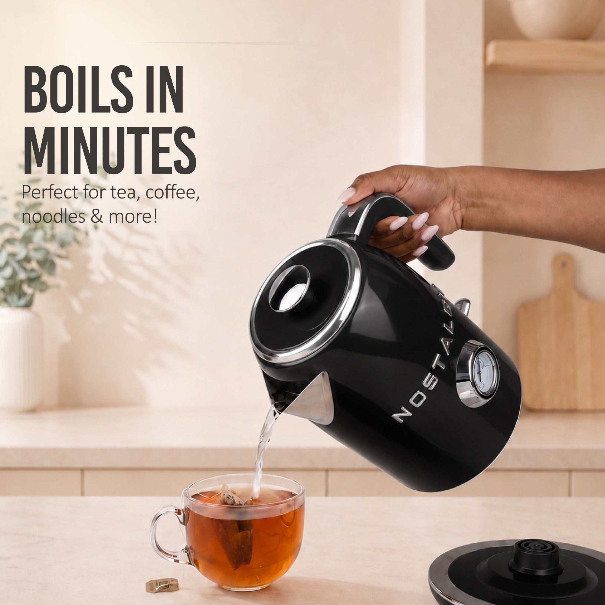 Classic Retro Water Kettle. 1.7 L - Image 3
